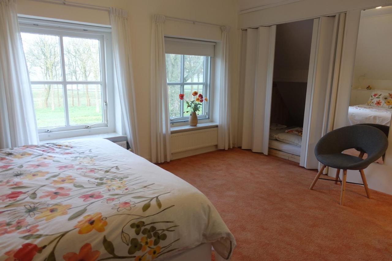 Magnificent Farmhouse In Central Holland 4A & 2C Schoonrewoerd Bagian luar foto